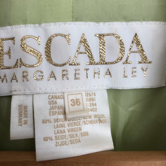✨Escada Margaretha Ley Skirt Suit Gold Logo Button - Picture 7 of 15